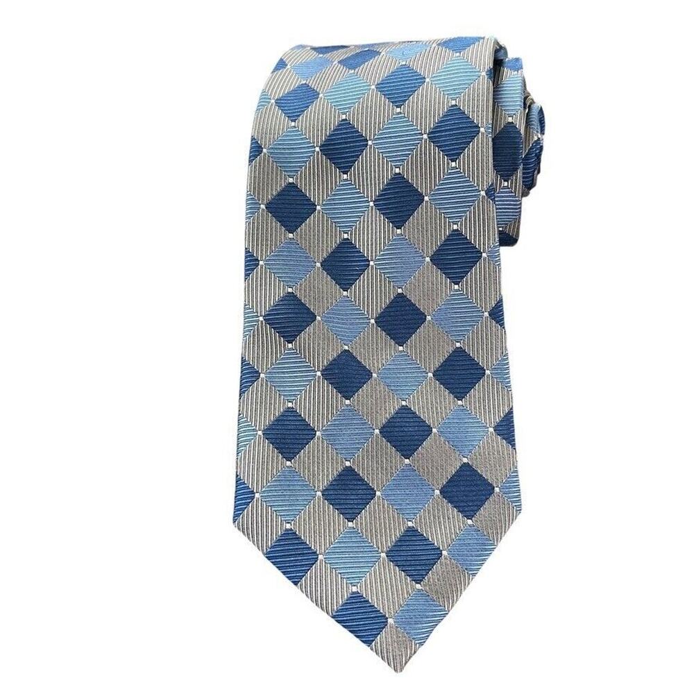 Jos A Bank Signature Collection Mens 100% Silk Blue Diamond Neck Tie 60" x3.25"
